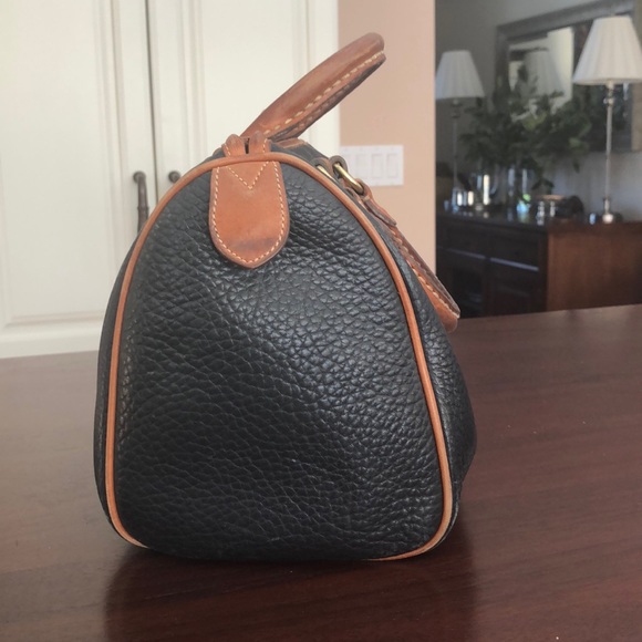 Vintage Dooney and Bourke - Picture 4 of 8
